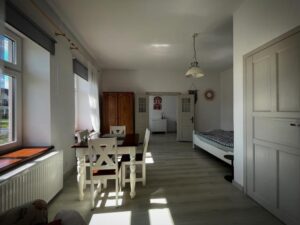 Pokój z łóżkiem małżeńskim